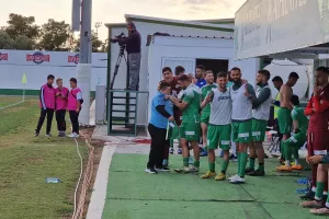 (ΒΙΝΤΕΟ/ΦΩΤΟΣ) Πάρτι για την άνοδο και το ιστορικό πρωτάθλημα!