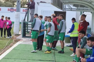 (ΒΙΝΤΕΟ/ΦΩΤΟΣ) Πάρτι για την άνοδο και το ιστορικό πρωτάθλημα!