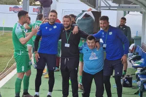 (ΒΙΝΤΕΟ/ΦΩΤΟΣ) Πάρτι για την άνοδο και το ιστορικό πρωτάθλημα!