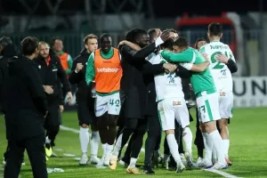 Σχεδόν 28 μήνες μετά, γκολ ο Γιαν-Γιαν!