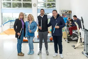 Μοίρασε χαρά και λαμπάδες