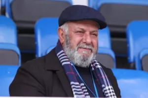 Προεδρική... κινητοποίηση/Μαστίγιο και καρότο, αν χρειαστεί (Δήλωση στο Kerkida)