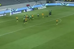 (ΒΙΝΤΕΟ από τα VIP Boxes) Η... φαουλάρα πρόκρισης!
