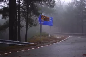 Προσεκτικά... 
