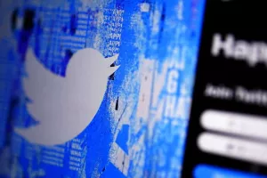 Twitter: Διέρρευσαν κατά λάθος προσωπικές φωτογραφίες των χρηστών του