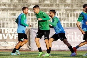 Ολυμπιακός - ΑΕΛ: Το μοίρασαν με Κοντινέλα και Χαραλάμπους (φώτος)