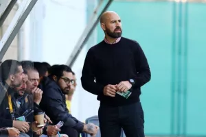 Δόξα -ΑΕΛ: Άσφαιρο... παιχνίδι (φώτος)