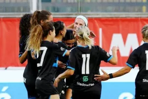 Κυπελλούχες για 12η φορά οι Απόλλων Ladies, αξιόμαχη η Ομόνοια στην Αρένα (φώτος)