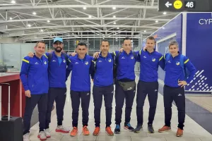 Η "γαλαζοκίτρινη" αποστολή για το Αμβούργο