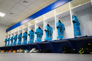 Όλα έτοιμα στ΄αποδυτήρια του Απόλλωνα 
