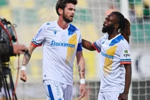 AEK - ΑΠΟΕΛ: Ο Τρισκόφσκι το μοίρασε στο τέλος! (φώτος)