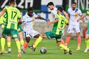 AEK - ΑΠΟΕΛ: Ο Τρισκόφσκι το μοίρασε στο τέλος! (φώτος)