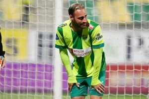 AEK - ΑΠΟΕΛ: Ο Τρισκόφσκι το μοίρασε στο τέλος! (φώτος)