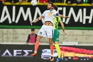 AEK - ΑΠΟΕΛ: Ο Τρισκόφσκι το μοίρασε στο τέλος! (φώτος)