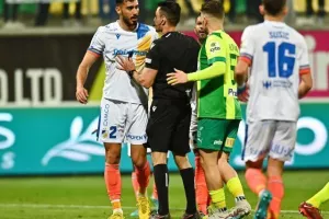 AEK - ΑΠΟΕΛ: Ο Τρισκόφσκι το μοίρασε στο τέλος! (φώτος)