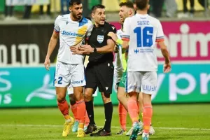 AEK - ΑΠΟΕΛ: Ο Τρισκόφσκι το μοίρασε στο τέλος! (φώτος)