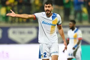 AEK - ΑΠΟΕΛ: Ο Τρισκόφσκι το μοίρασε στο τέλος! (φώτος)