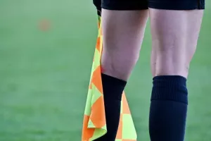 Νέα Σαλαμίνα - Καρμιώτισσα: Επιστροφή... με τον συνήθη ύποπτο (Φώτος)