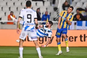 ΑΠΟΕΛ - Απόλλων: Σπουδαίο "διπλό" με δυο Κυπριακά γκολ! (φώτος)