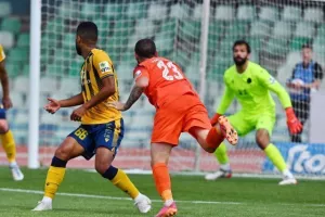 Καρμιώτισσα- ΑΕΛ: Επιστροφή στις νίκες με Καλτσά... δις! (Φώτος)