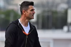 Καρμιώτισσα- ΑΕΛ: Επιστροφή στις νίκες με Καλτσά... δις! (Φώτος)