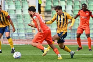 Καρμιώτισσα- ΑΕΛ: Επιστροφή στις νίκες με Καλτσά... δις! (Φώτος)