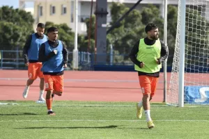Καρμιώτισσα - Ολυμπιακός: Κυρίαρχος στη Λεμεσό, "μαυροπράσινο" τρίποντο-ανάσα!