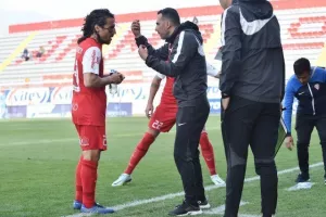 Νέα Σαλαμίνα - Καρμιώτισσα: Επιστροφή... με τον συνήθη ύποπτο (Φώτος)