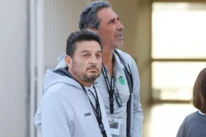Ολυμπιακός - ΑΕΛ: Το μοίρασαν με Κοντινέλα και Χαραλάμπους (φώτος)