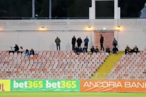 Ολυμπιακός - ΑΕΛ: Το μοίρασαν με Κοντινέλα και Χαραλάμπους (φώτος)