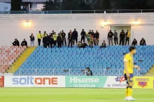 Ολυμπιακός - ΑΕΛ: Το μοίρασαν με Κοντινέλα και Χαραλάμπους (φώτος)