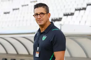 Ανάρτηση με "φθόνο" και "αχαριστία"/φώτο