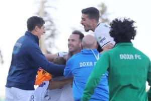 Δόξα - Ολυμπιακός: Η γκολάρα Σαντίκ έκανε την διαφορά (φώτος)