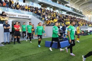 ΑΕΛ - Ολυμπιακός: Στον τελικό με... ζωγραφιά του κορυφαίου Μεντόσα! (Φώτος)