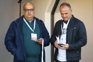 Δόξα-Ανόρθωση: Η "Κυρία" τράβηξε... πεντάσφαιρο (φώτος) 