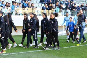 Χειροκροτήθηκαν οι νταμπλούχες της Apollon Ladies και Κ-18!