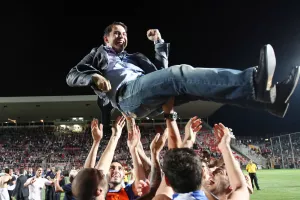 Στον... αέρα ο Κίρζης, στη Γαλλία