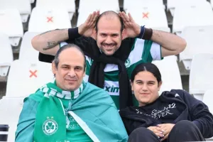 Φωτορεπορταζ/Το... πρασίνισαν οι Ομονοιάτες!