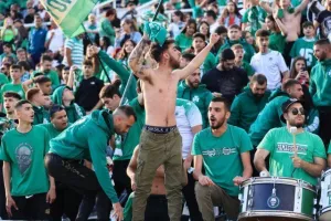 Φωτορεπορταζ/Το... πρασίνισαν οι Ομονοιάτες!