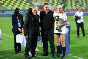 Η απονομή στην MVP Φρέντα (βίντεο)
