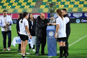 Η απονομή και οι πανηγυρισμοί των Apollon Ladies (Βίντεο - Kerkida)