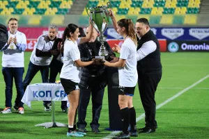 Η απονομή και οι πανηγυρισμοί των Apollon Ladies (Βίντεο - Kerkida)