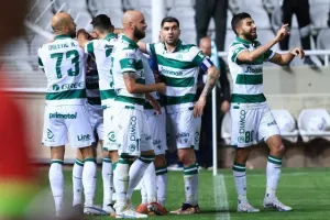 Ομόνοια - Πάφος: Πράσινο το... πρώτο και τώρα κύπελλο! (φώτος)