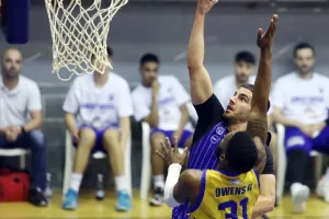 ΑΠΟΕΛ - Ανόρθωση: Αρχή με... break και "κατοστάρα" (φώτος)