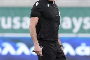 AEK - ΑΠΟΕΛ: Ο Τρισκόφσκι το μοίρασε στο τέλος! (φώτος)