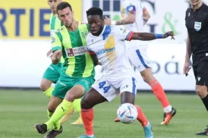 AEK - ΑΠΟΕΛ: Ο Τρισκόφσκι το μοίρασε στο τέλος! (φώτος)