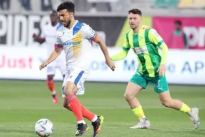 AEK - ΑΠΟΕΛ: Ο Τρισκόφσκι το μοίρασε στο τέλος! (φώτος)