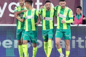 AEK - ΑΠΟΕΛ: Ο Τρισκόφσκι το μοίρασε στο τέλος! (φώτος)