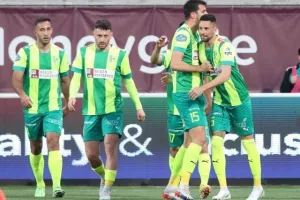 AEK - ΑΠΟΕΛ: Ο Τρισκόφσκι το μοίρασε στο τέλος! (φώτος)