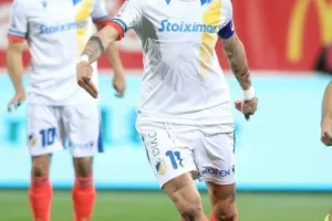 AEK - ΑΠΟΕΛ: Ο Τρισκόφσκι το μοίρασε στο τέλος! (φώτος)